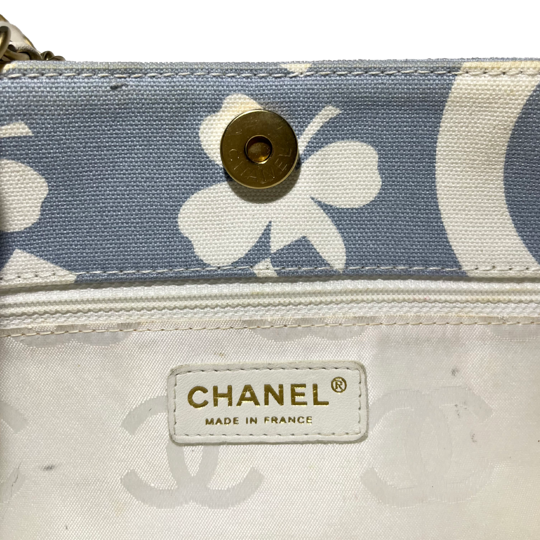 CHANEL SS 2004 by Karl Lagerfeld Clover Bag